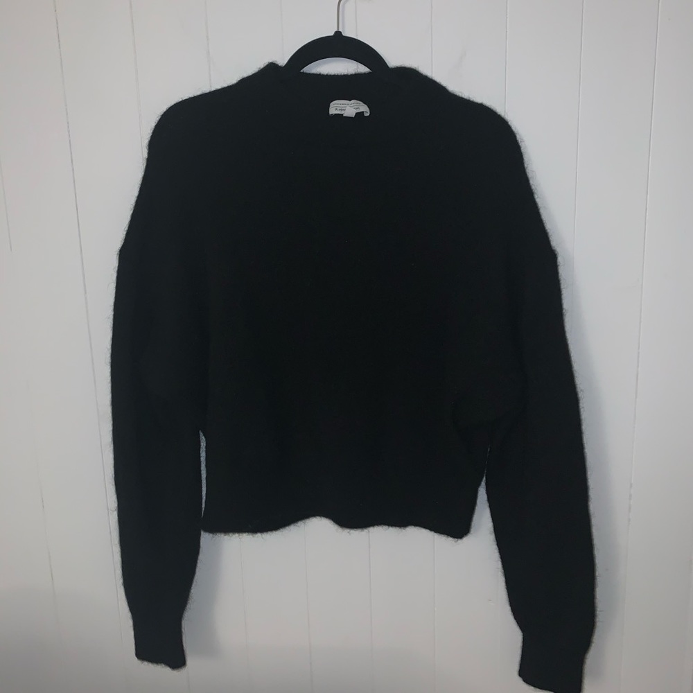 Black Fuzzy & other stories Crew Sweater I Small